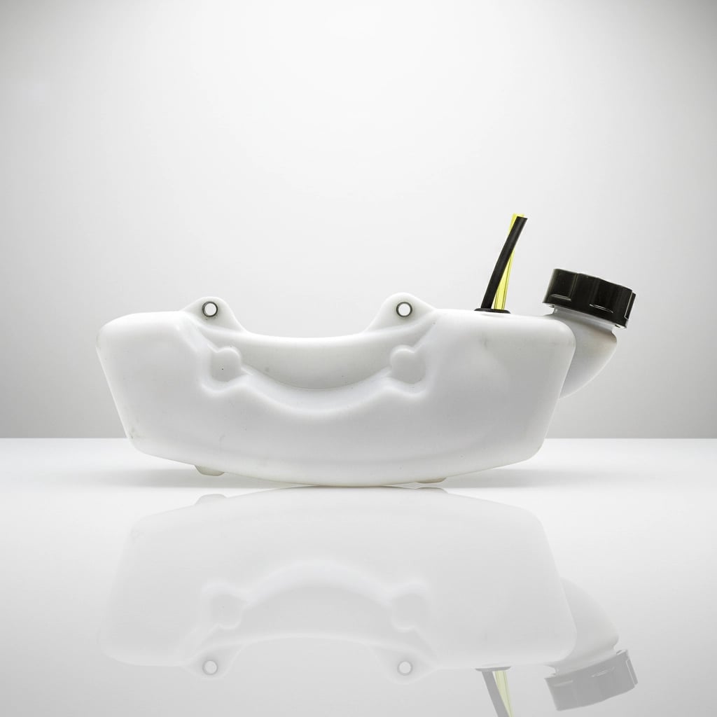 5-in-1 fuel tank with multiple compartments for various fuel types